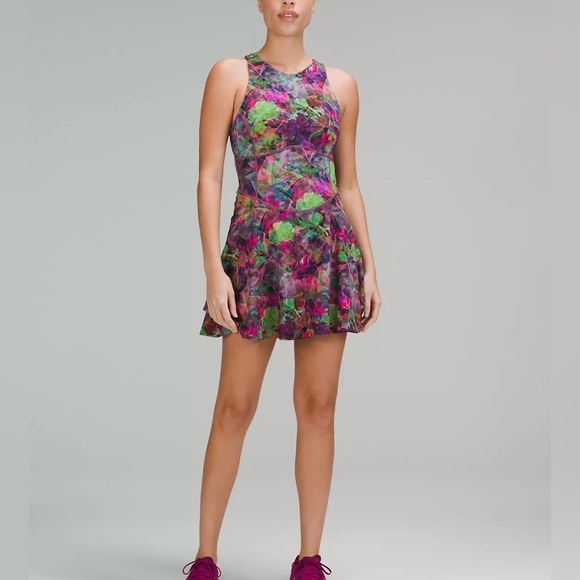 lululemon athletica Dresses & Skirts - Lululemon Court Crush Dress - Size 4